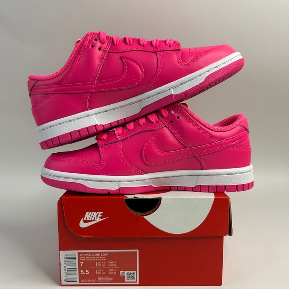 Nike Dunk Low WMNS “Barbie/Hyper Pink” 2023 - Picture 3 of 4
